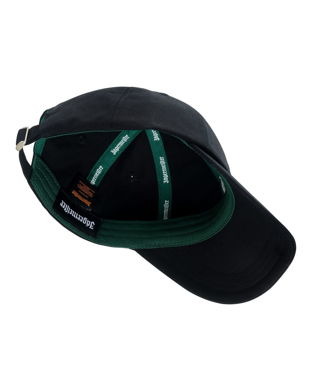 Boné preto com interior verde e logótipo da marca Jägermeister visível.
