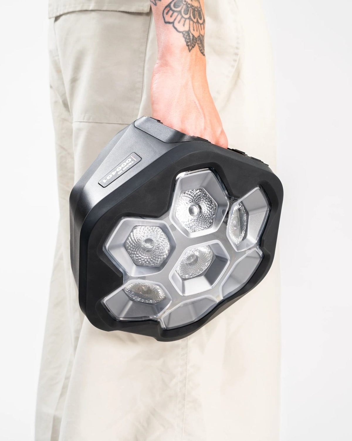 Person holding a Lightboks